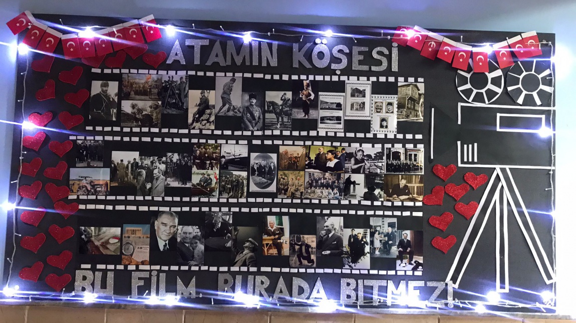 Okulumuzda Atatürk Köşesi Oluşturuldu